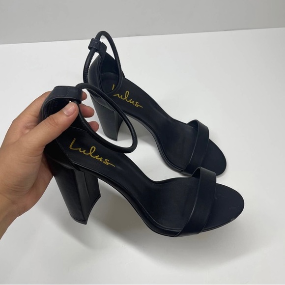 Lulus heels - Picture 1 of 3